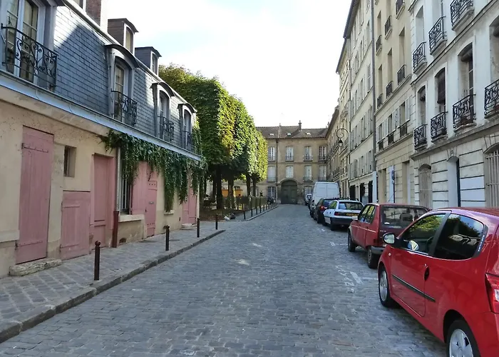 Les Carres Versailles