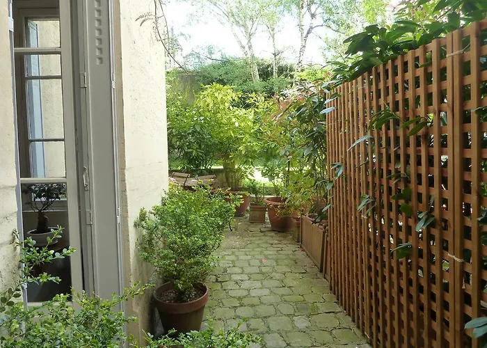 Les Carres Versailles